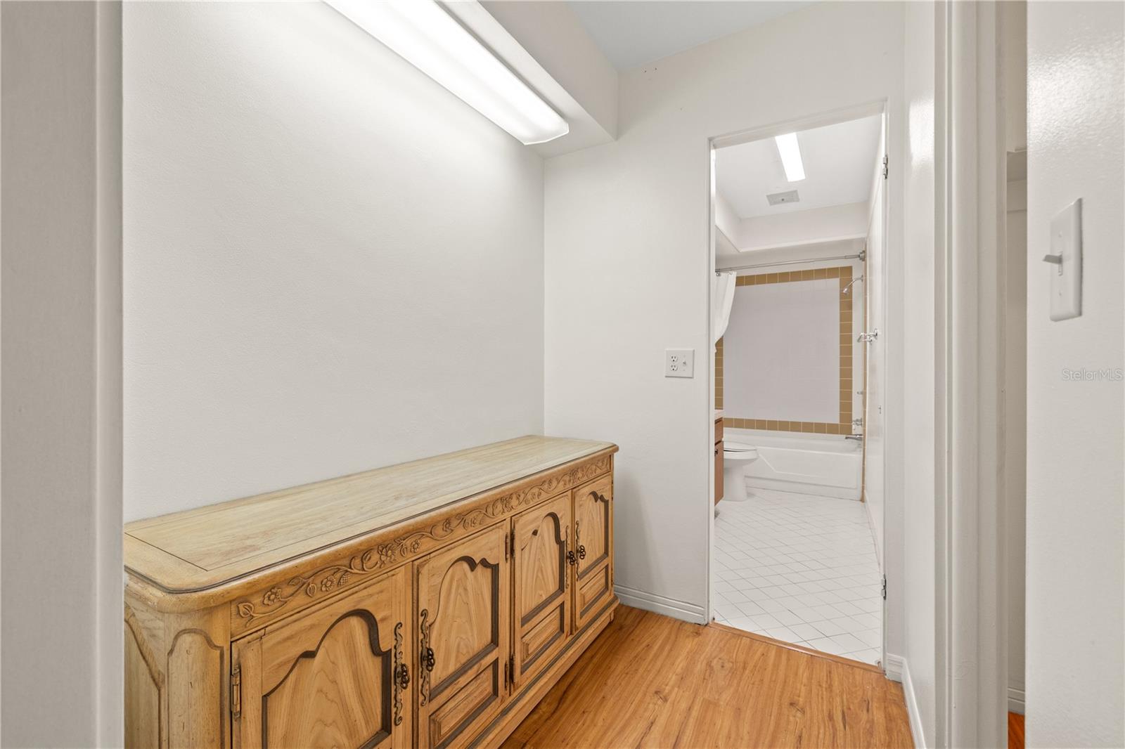 Image 10 of 13 For 8651 10th Street N 210