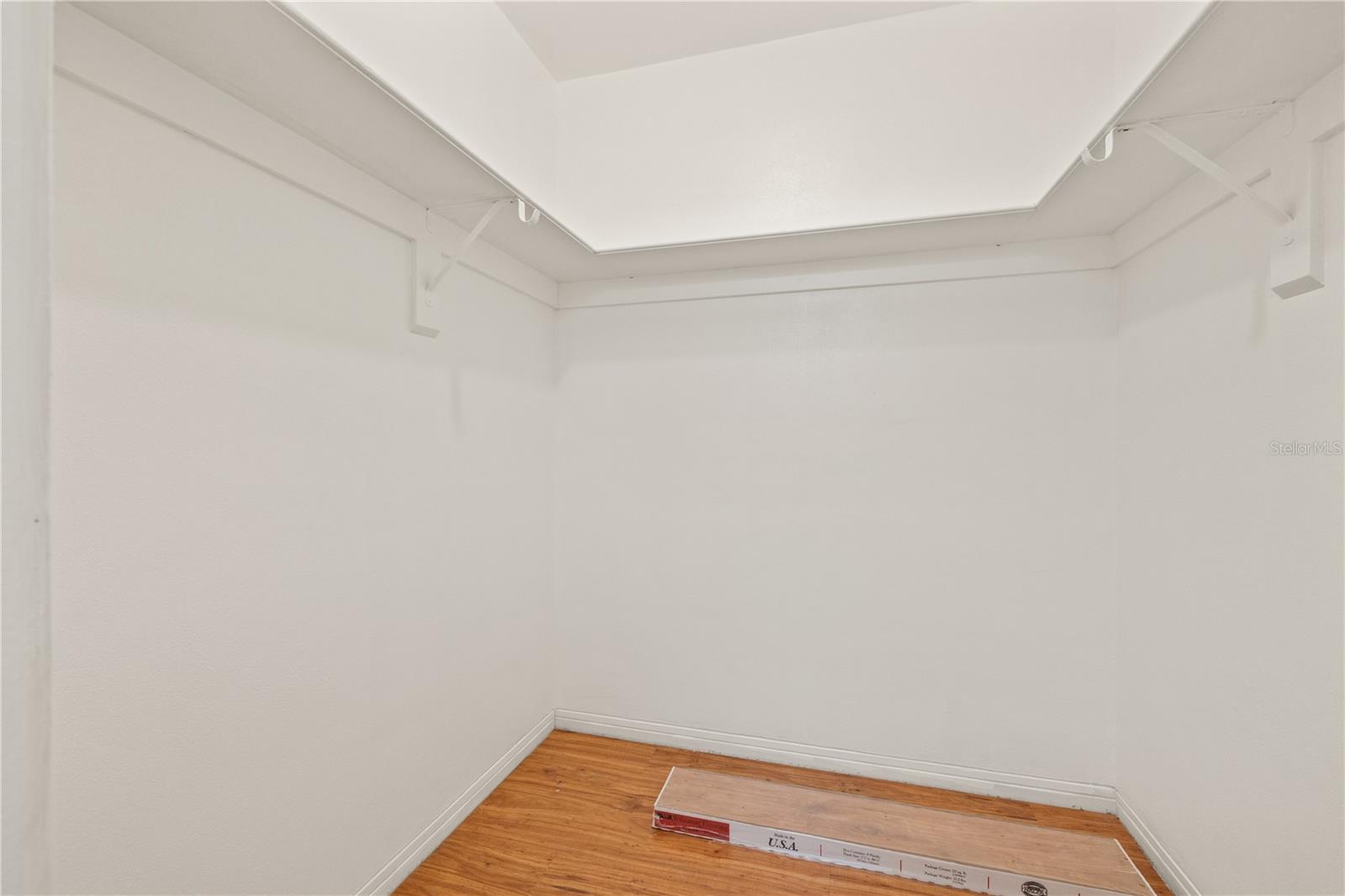 Image 11 of 13 For 8651 10th Street N 210