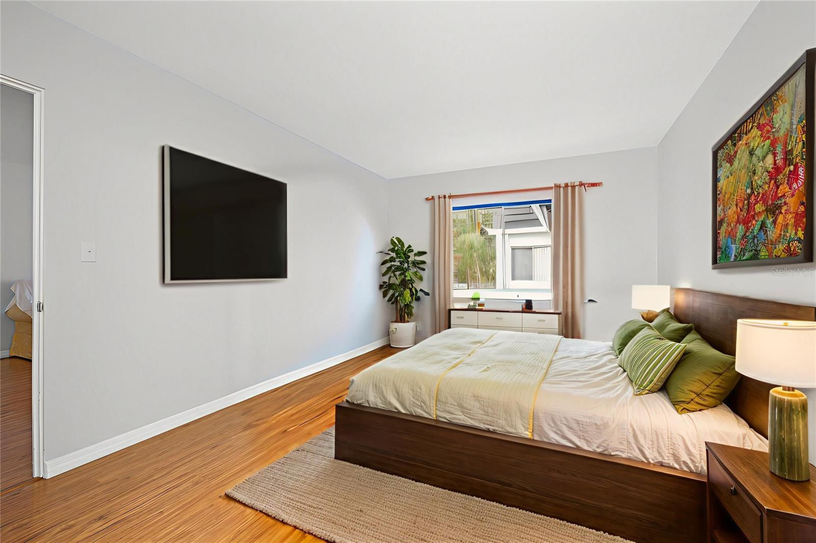 Image 6 of 13 For 8651 10th Street N 210