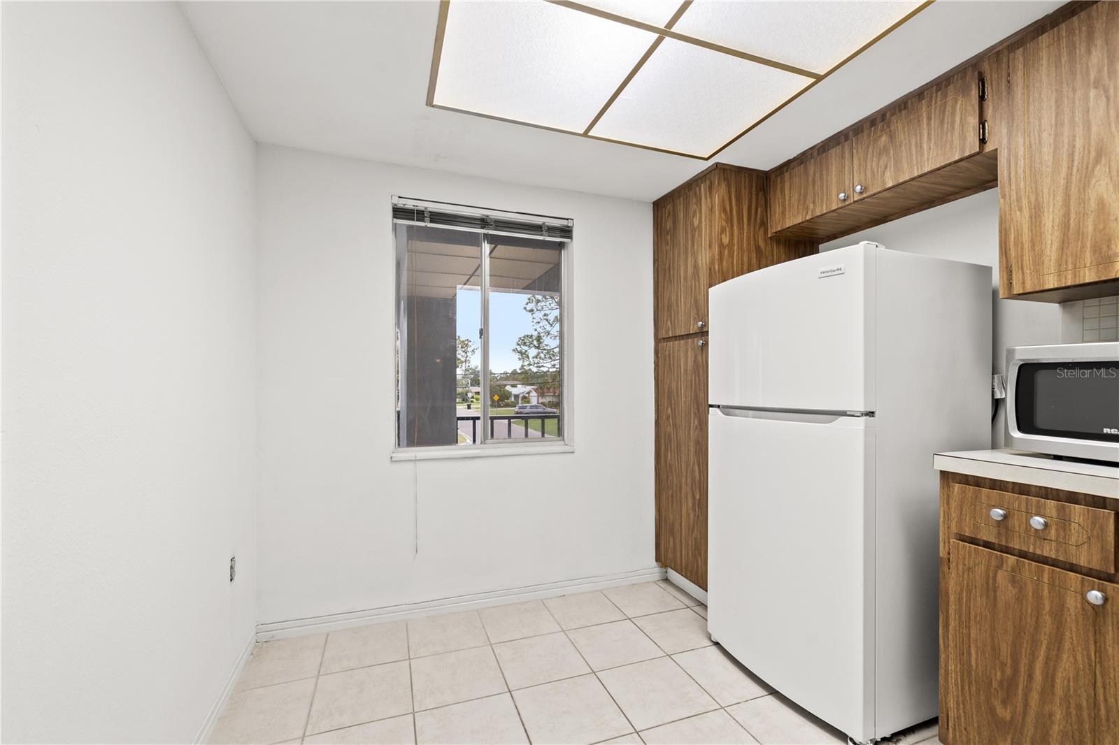 Image 9 of 13 For 8651 10th Street N 210