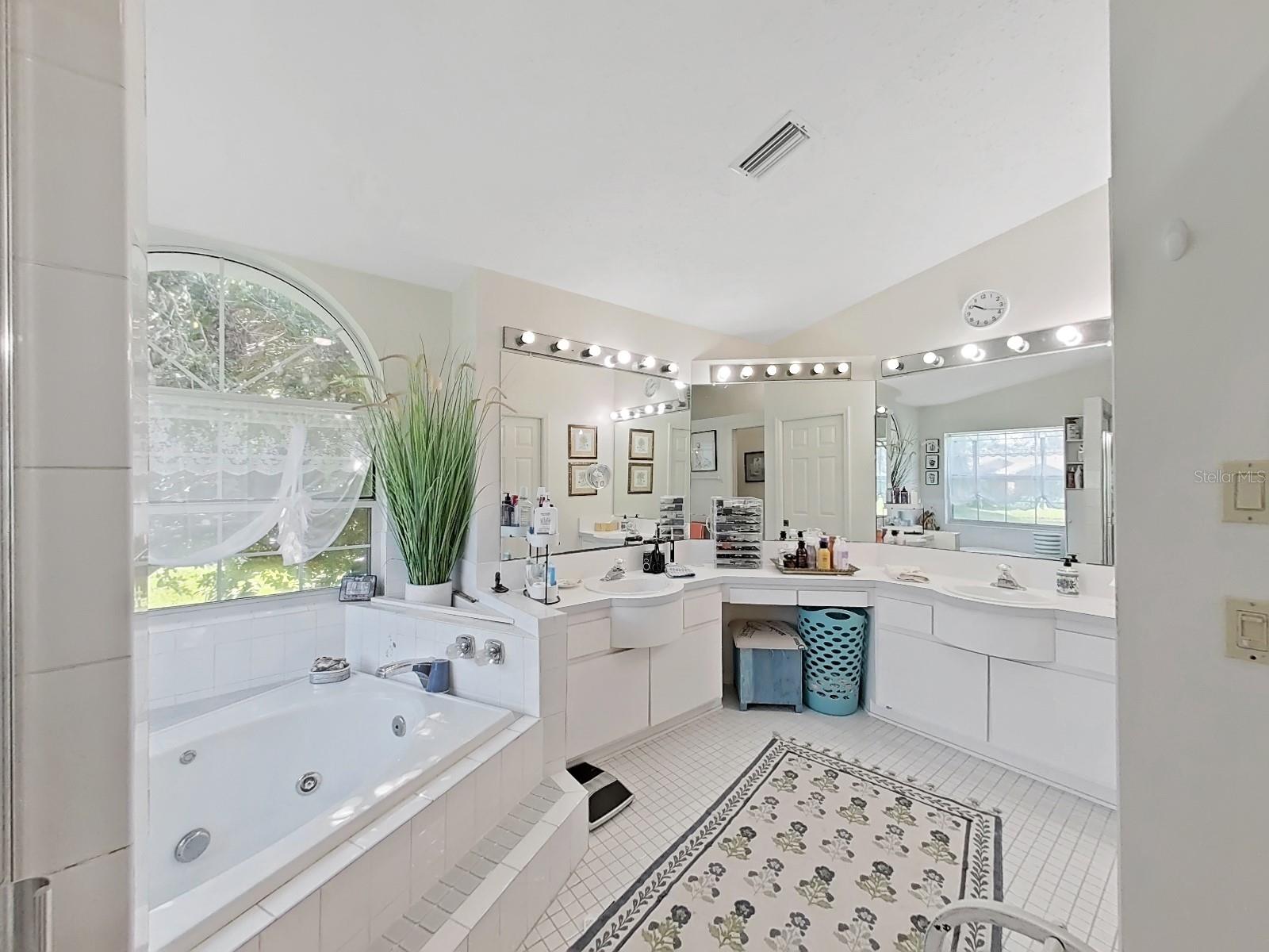 Image 30 of 47 For 5135 Musselshell Drive