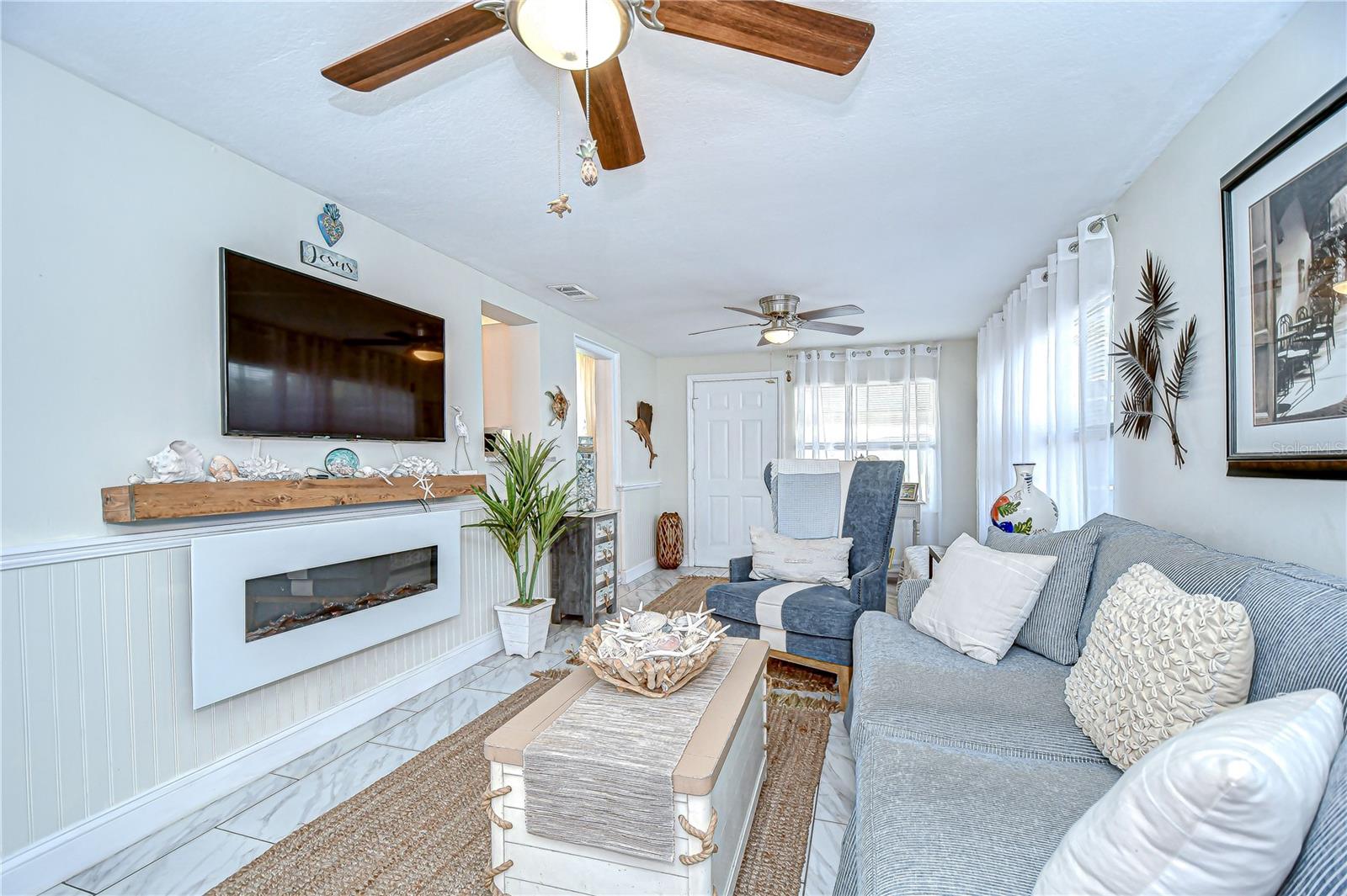 Image 11 of 30 For 2925 Ellis Drive