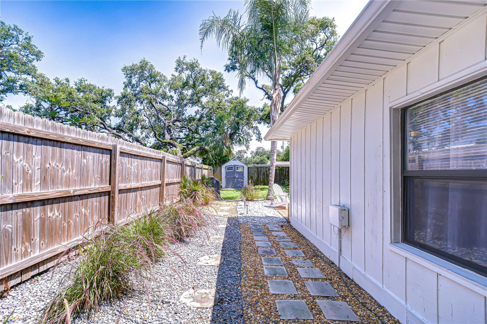 Image 28 of 30 For 2925 Ellis Drive