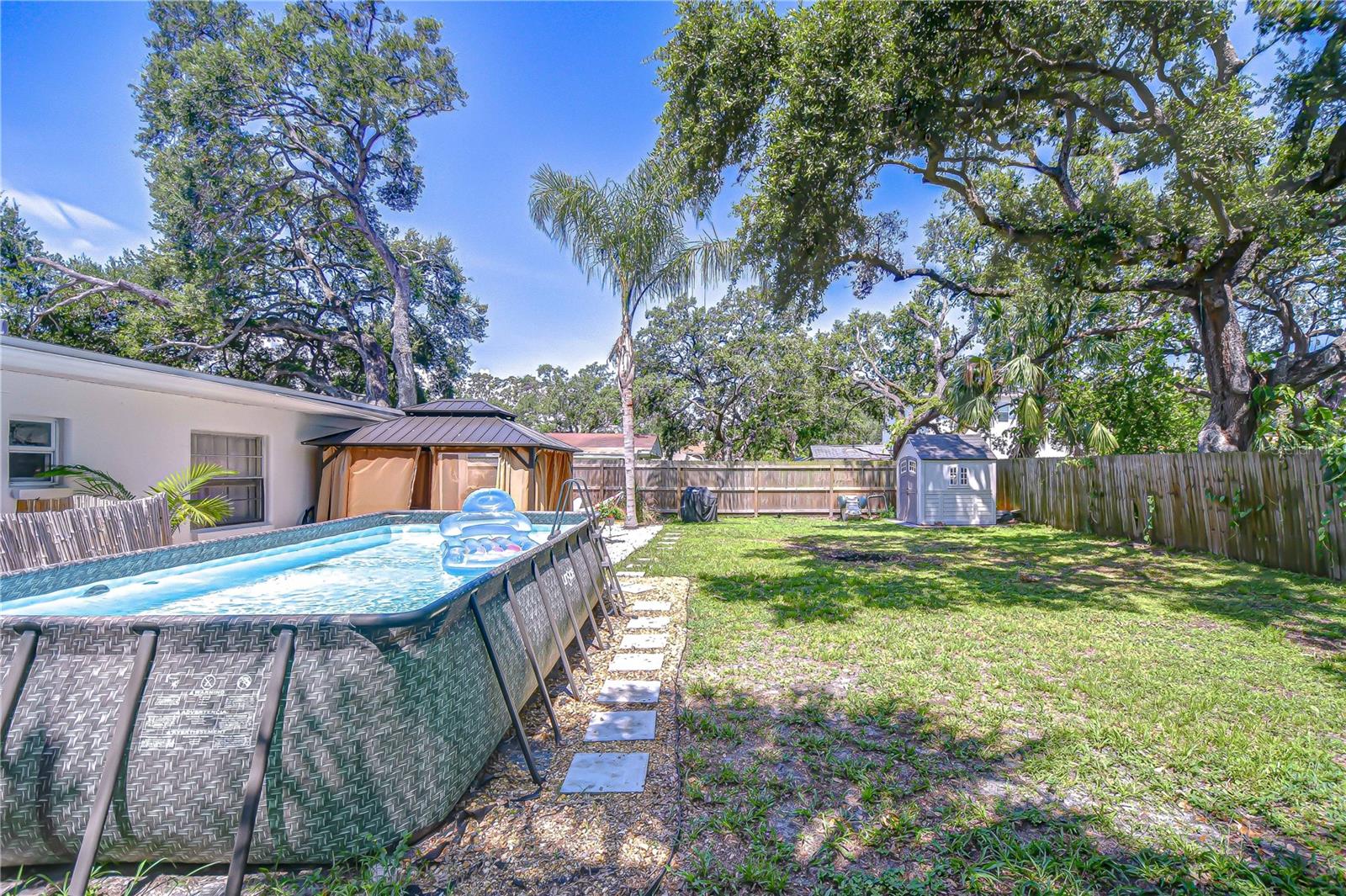 Image 3 of 30 For 2925 Ellis Drive