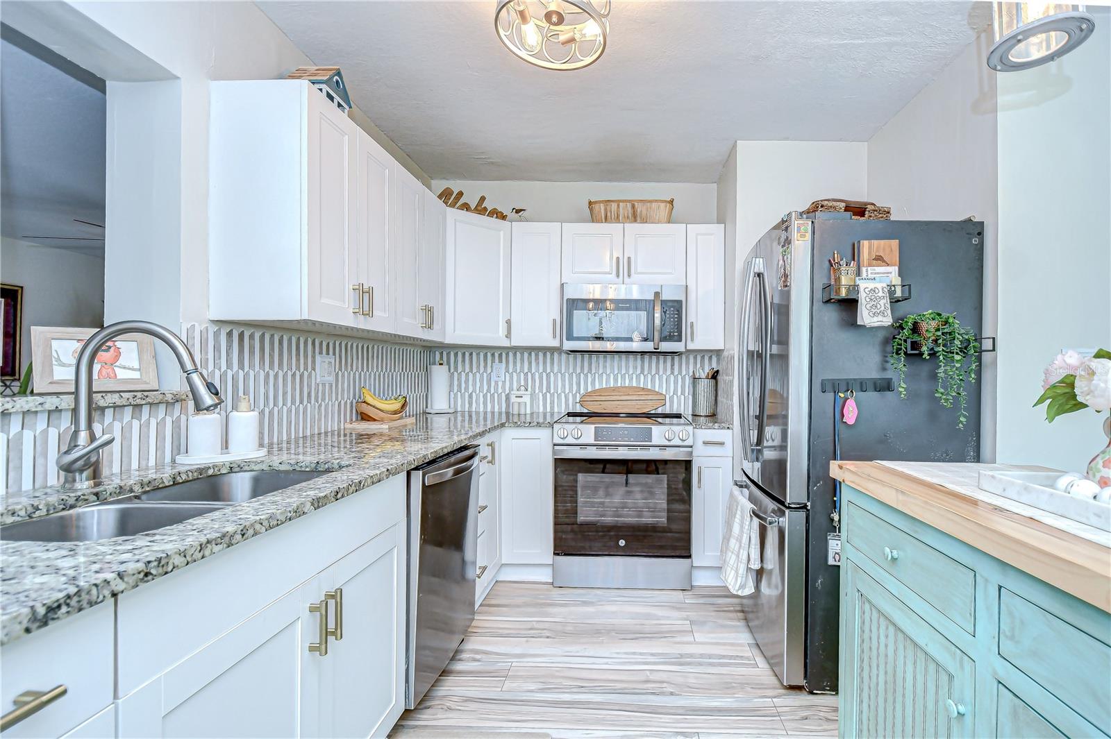 Image 9 of 30 For 2925 Ellis Drive
