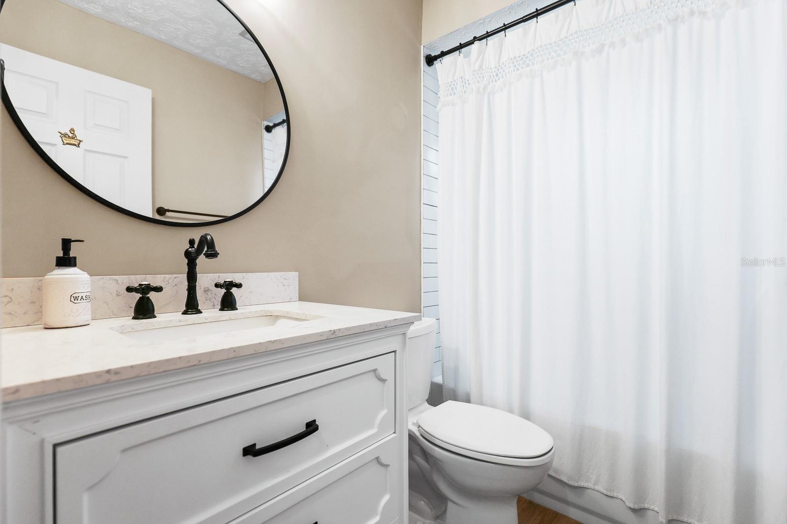 Listing photo id 22 for 3940 108th Avenue N