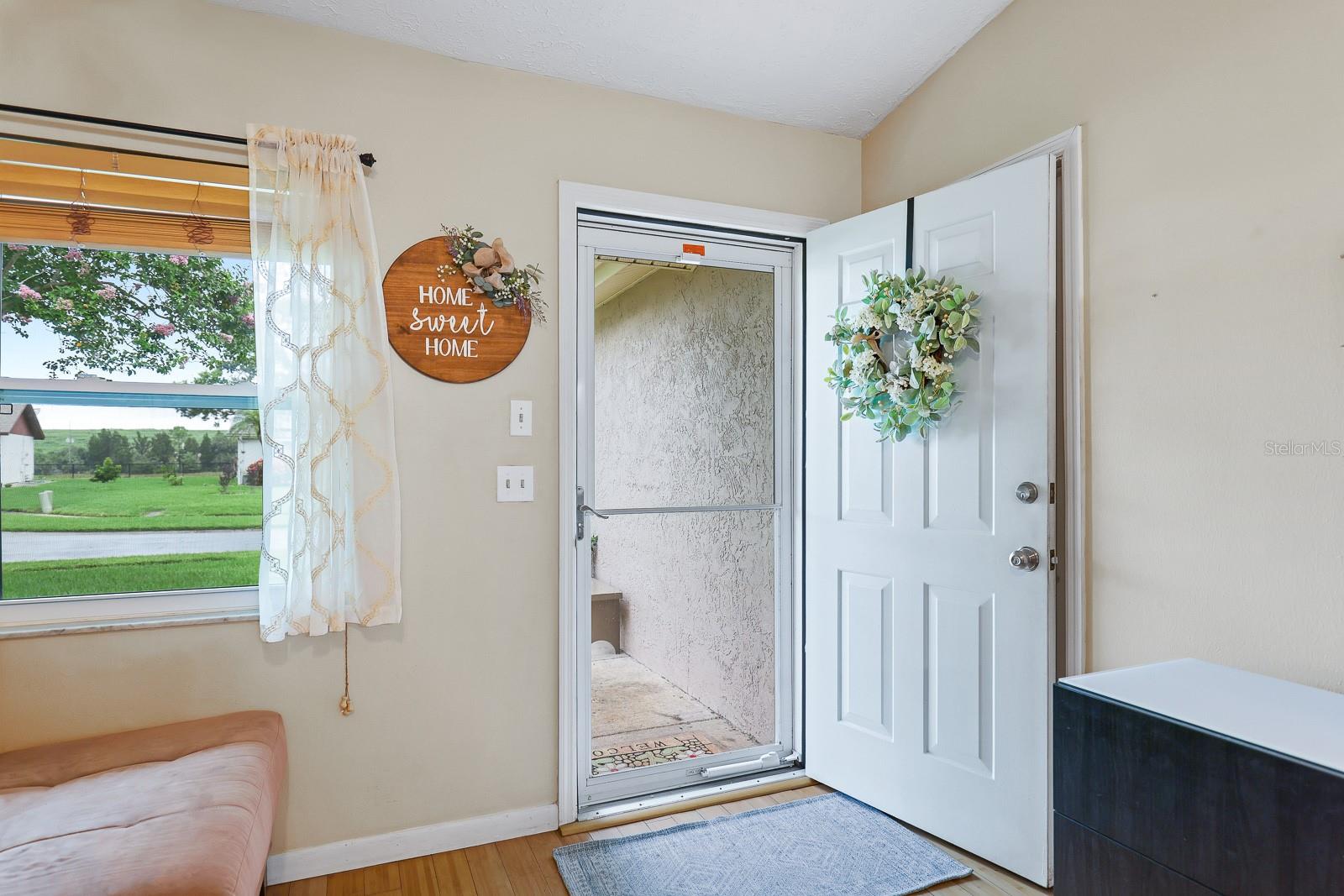 Listing photo id 1 for 3940 108th Avenue N