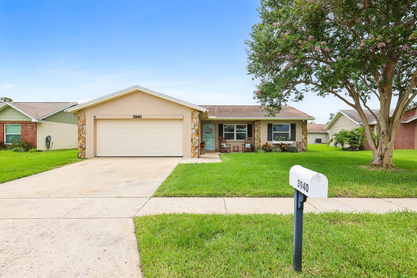Listing photo id 31 for 3940 108th Avenue N