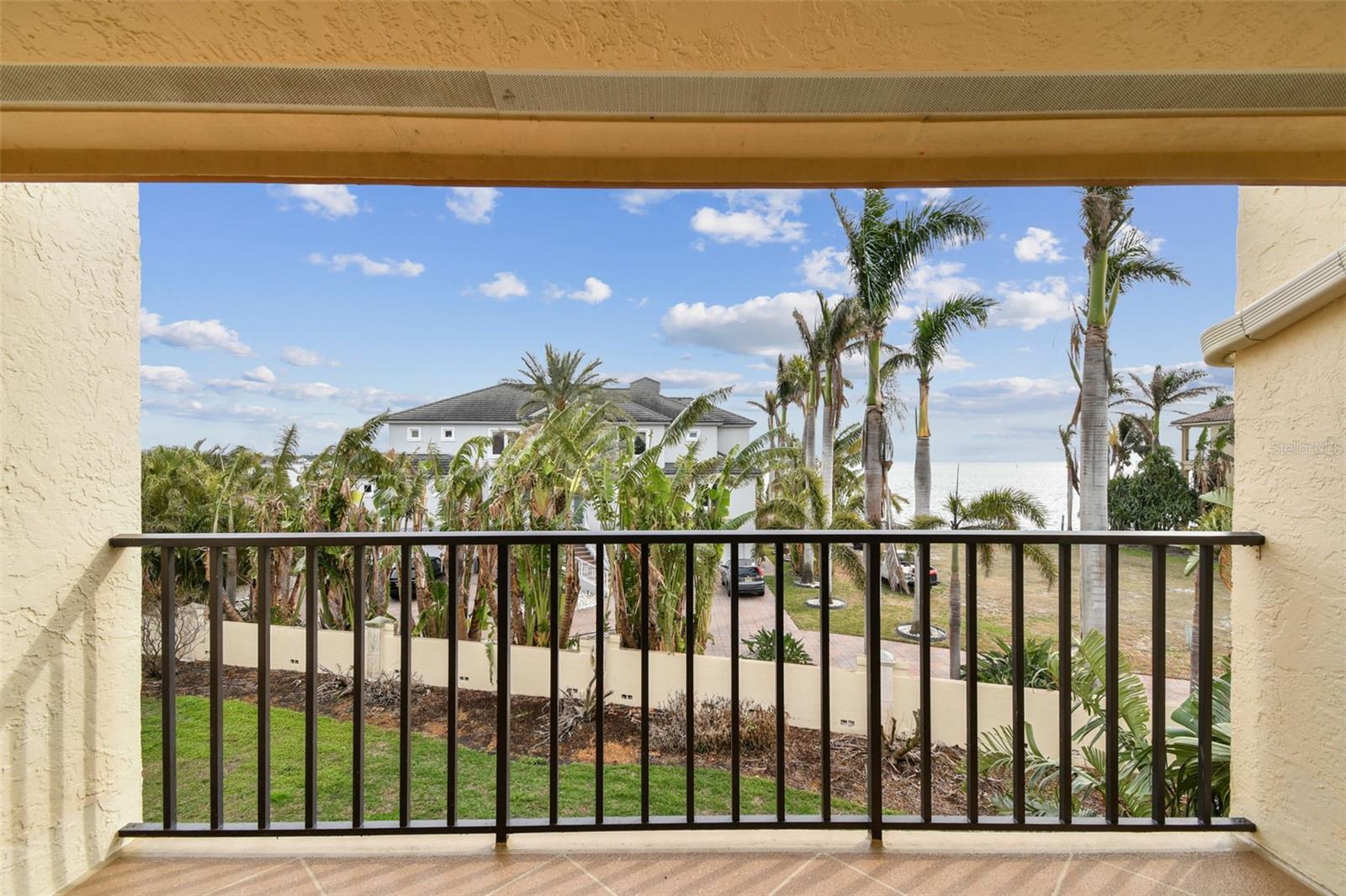 Image 17 of 46 For 7550 Sunshine Skyway Lane S T48