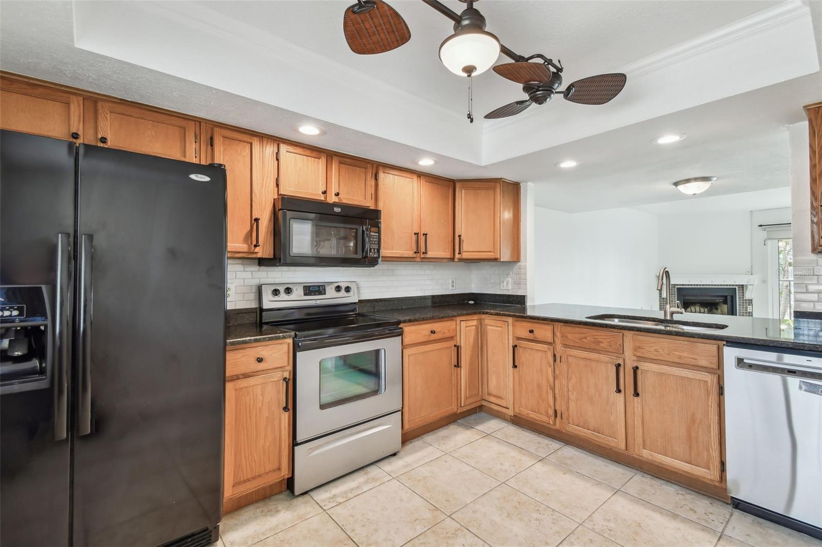 Image 36 of 46 For 7550 Sunshine Skyway Lane S T48