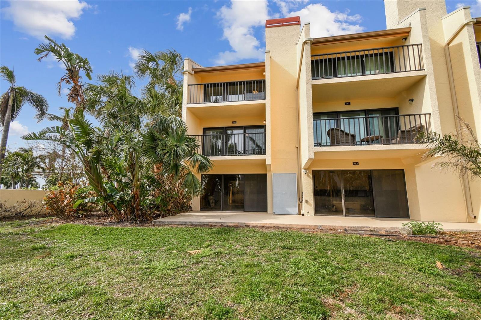 Image 39 of 46 For 7550 Sunshine Skyway Lane S T48