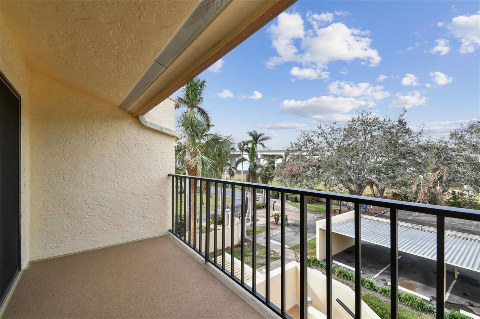 Image 8 of 46 For 7550 Sunshine Skyway Lane S T48