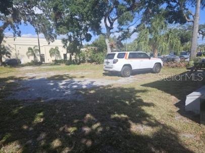 Listing photo id 12 for 306 Turner Street 6