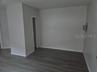Listing photo id 5 for 306 Turner Street 6