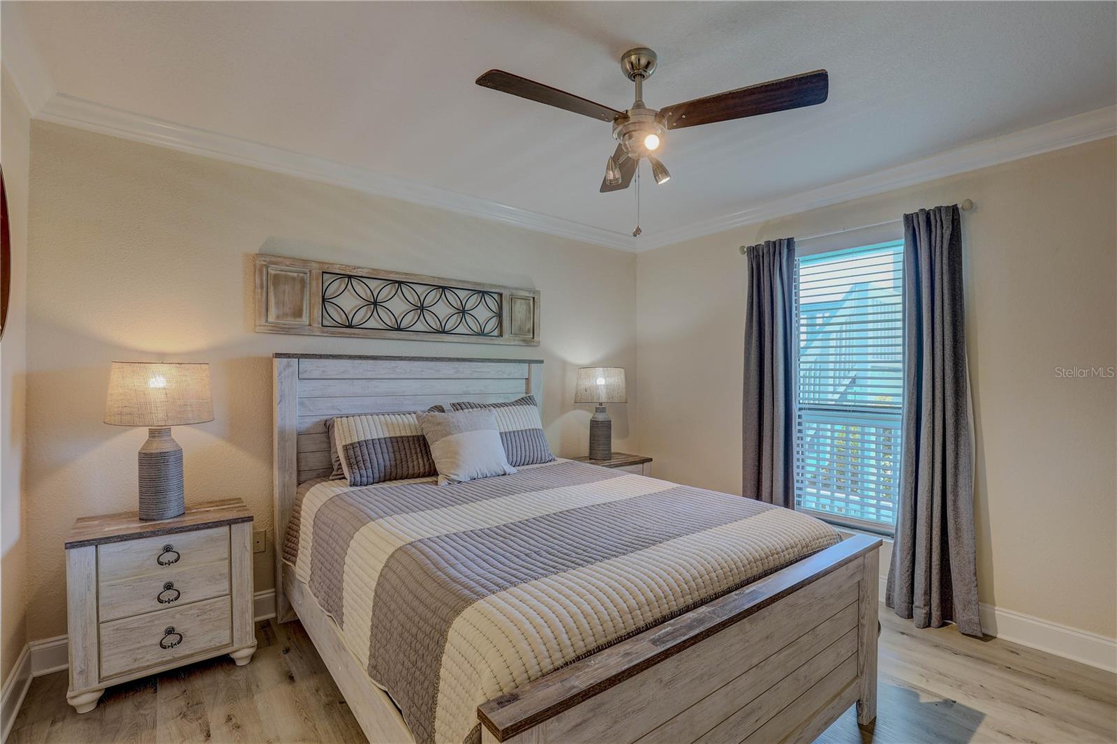 Listing photo id 19 for 455 Alt 19 S 189