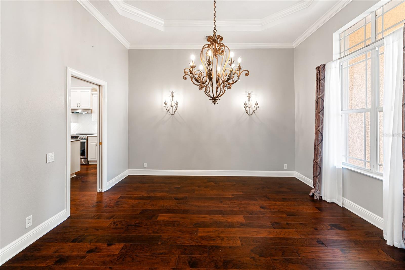 Image 10 of 50 For 27009 Laurel Chase Lane