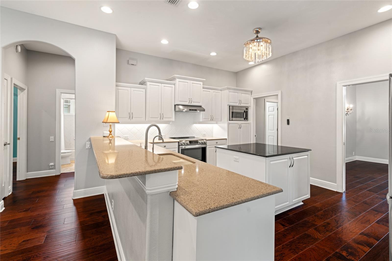Image 22 of 50 For 27009 Laurel Chase Lane