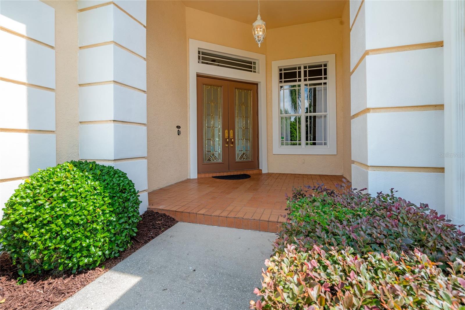 Image 6 of 50 For 27009 Laurel Chase Lane