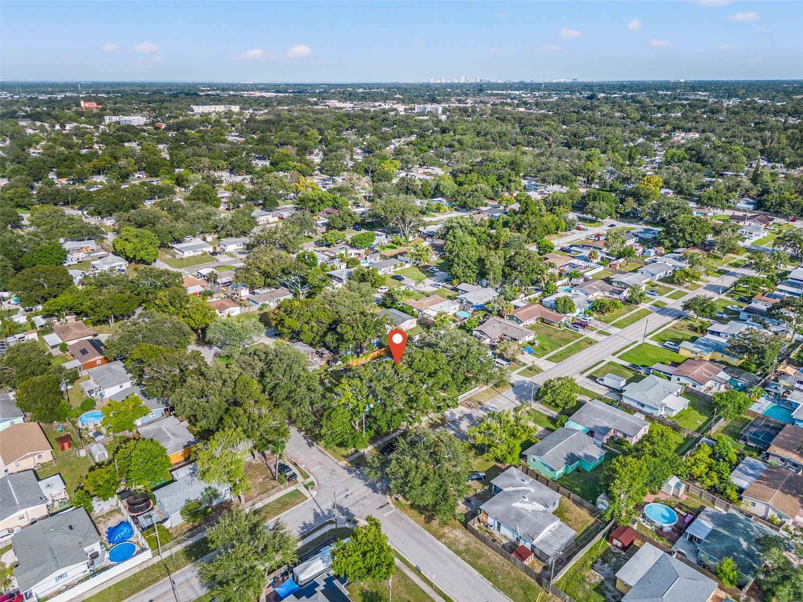 Listing photo id 25 for 8481 58th Street N