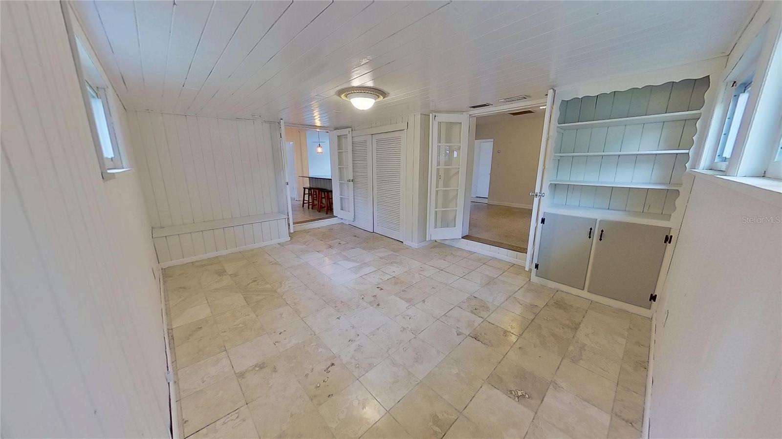 Image 13 of 49 For 6374 Hampton Drive N