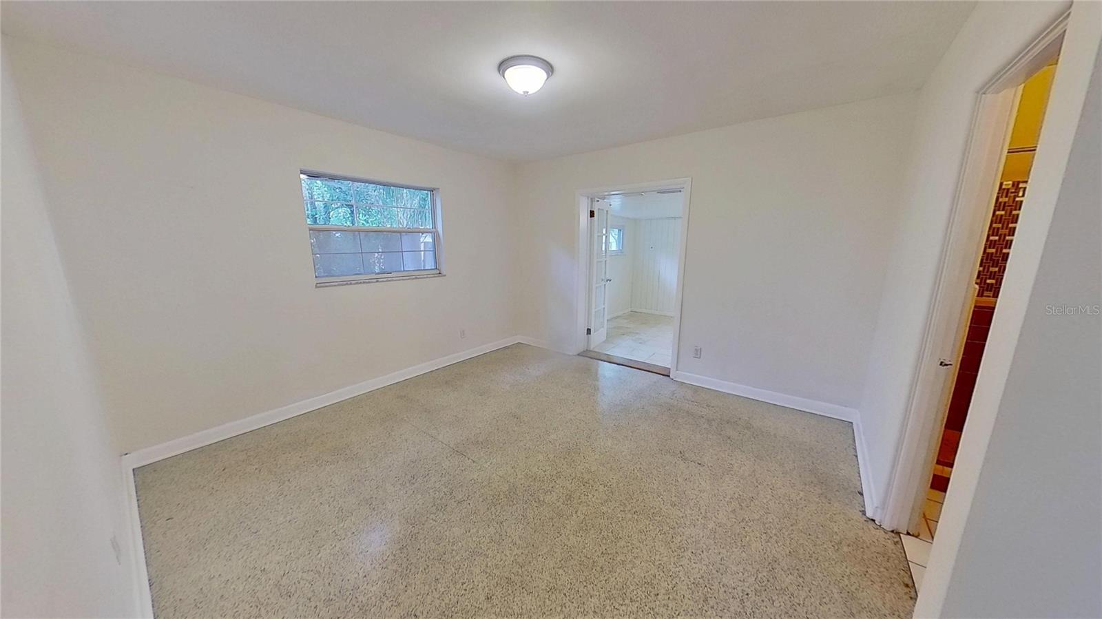 Image 26 of 49 For 6374 Hampton Drive N