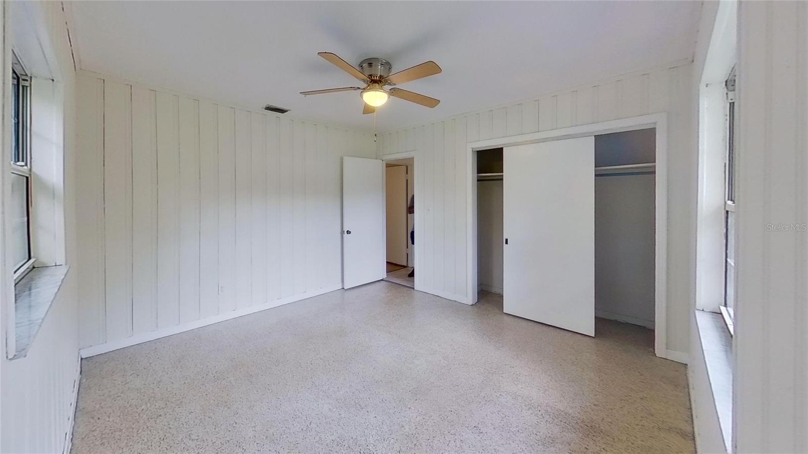 Image 29 of 49 For 6374 Hampton Drive N