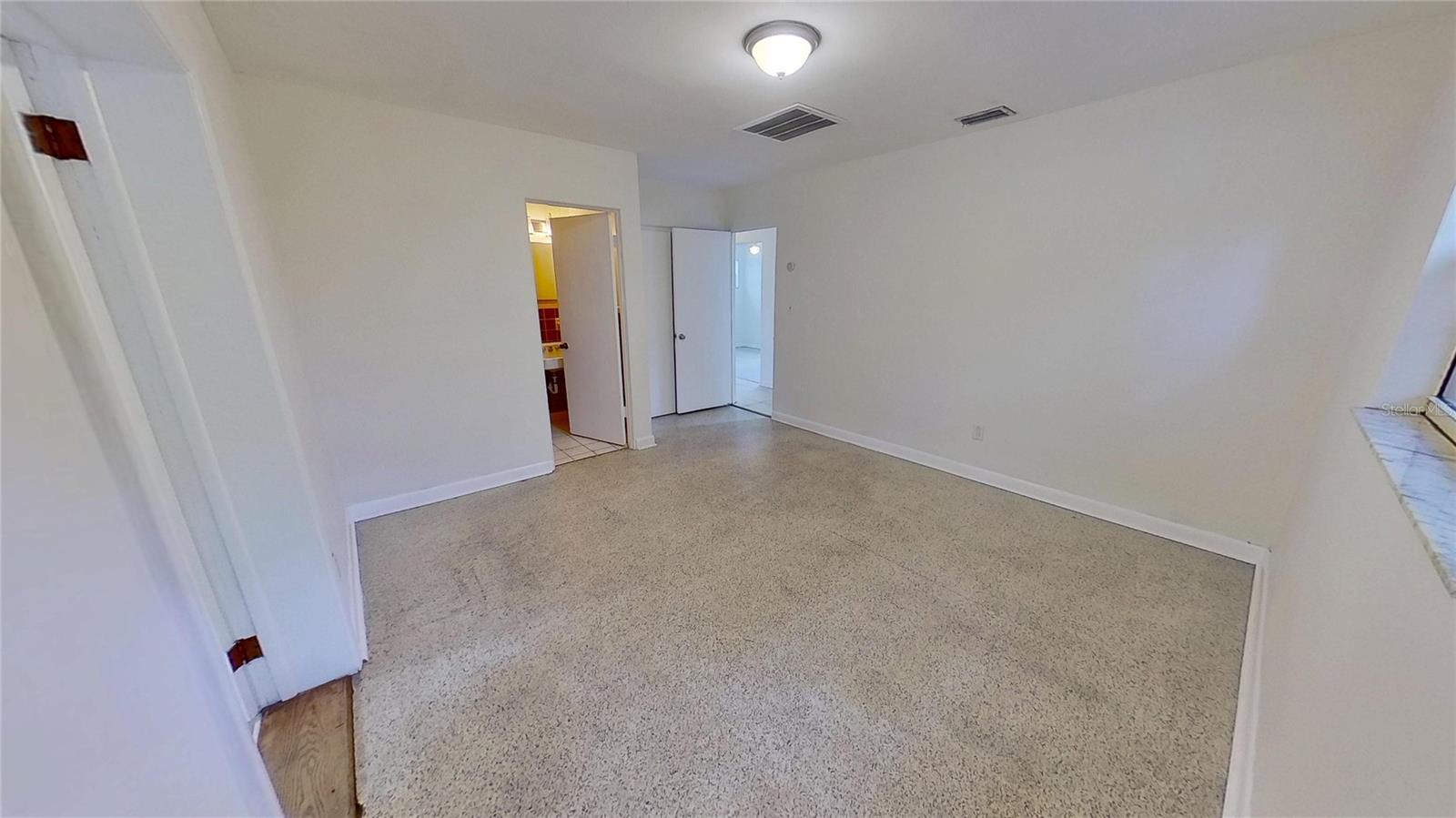 Image 30 of 49 For 6374 Hampton Drive N