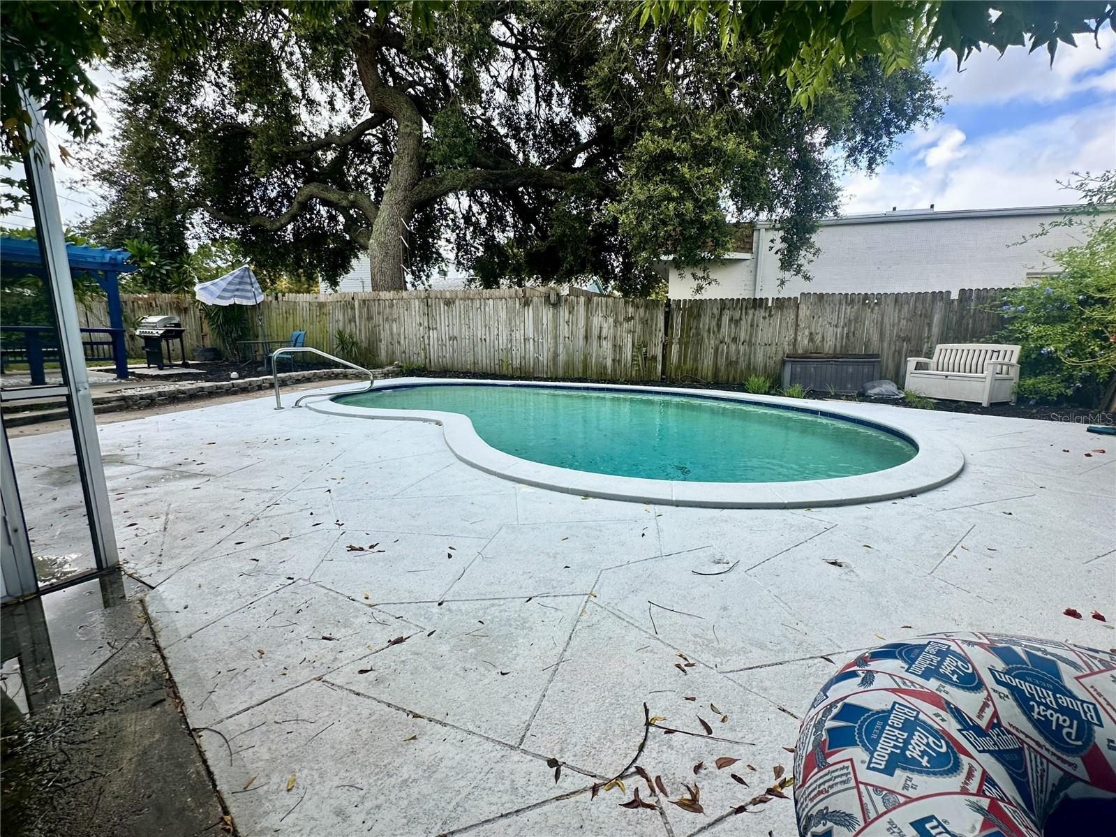 Image 35 of 49 For 6374 Hampton Drive N