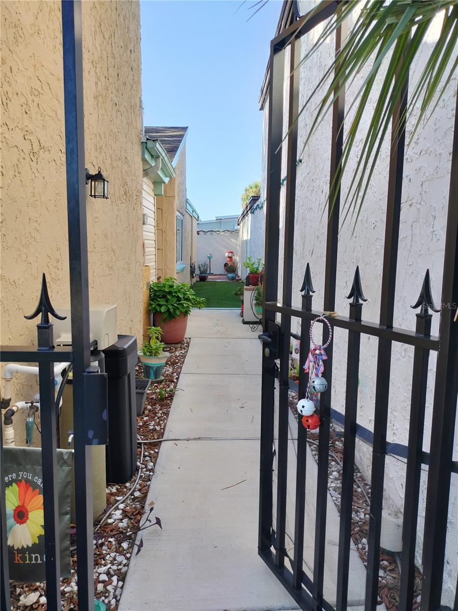 Image 5 of 63 For 7418 Bellows Falls Lane