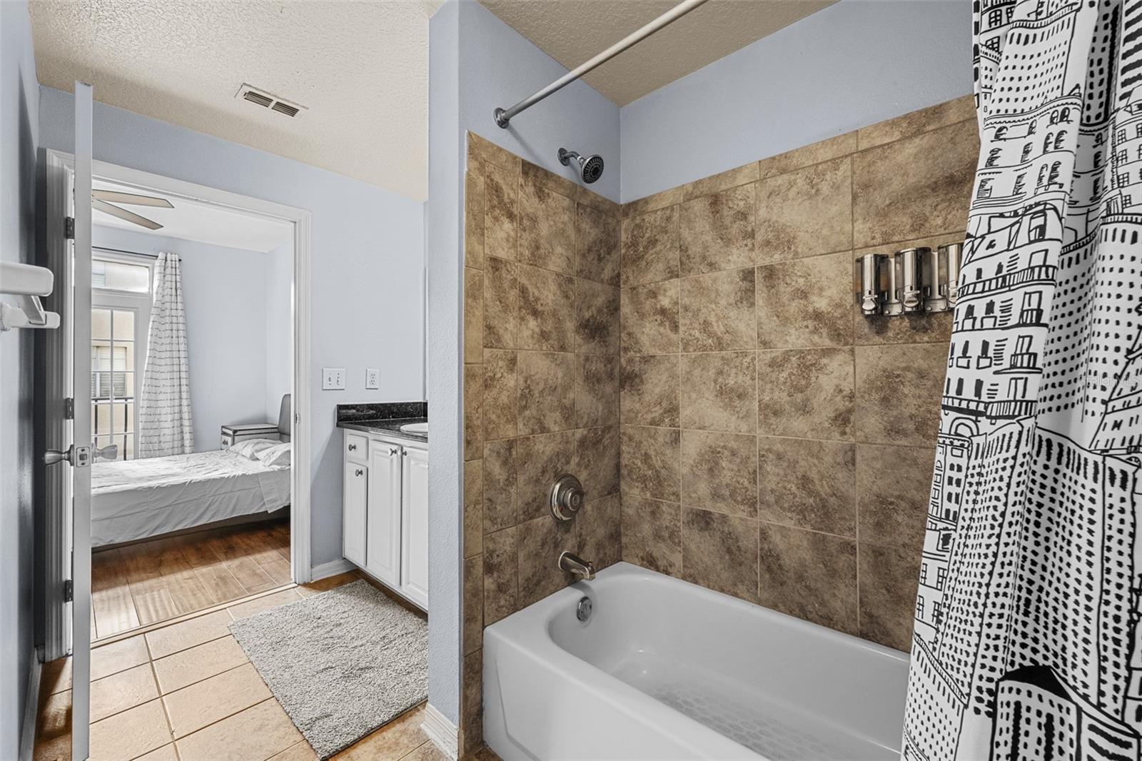 Image 6 of 26 For 501 Knights Run Avenue 1123