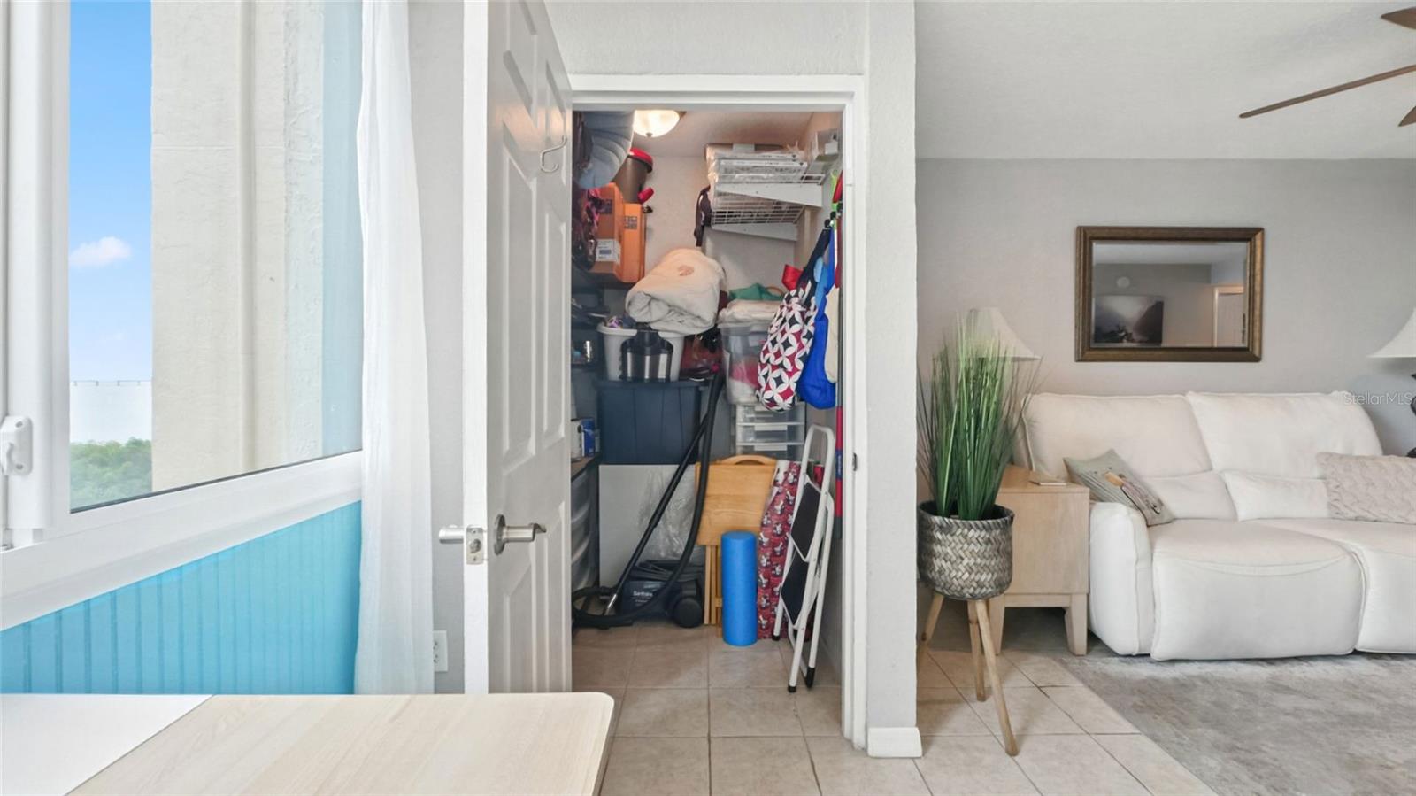 Image 21 of 36 For 2617 Cove Cay Drive 606