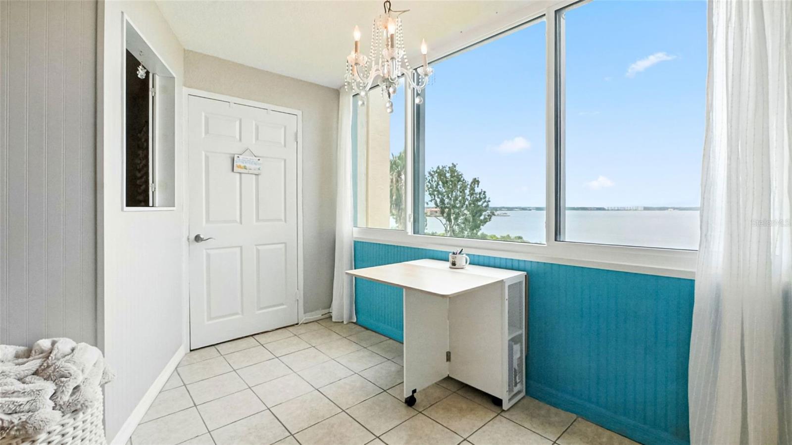 Image 9 of 36 For 2617 Cove Cay Drive 606