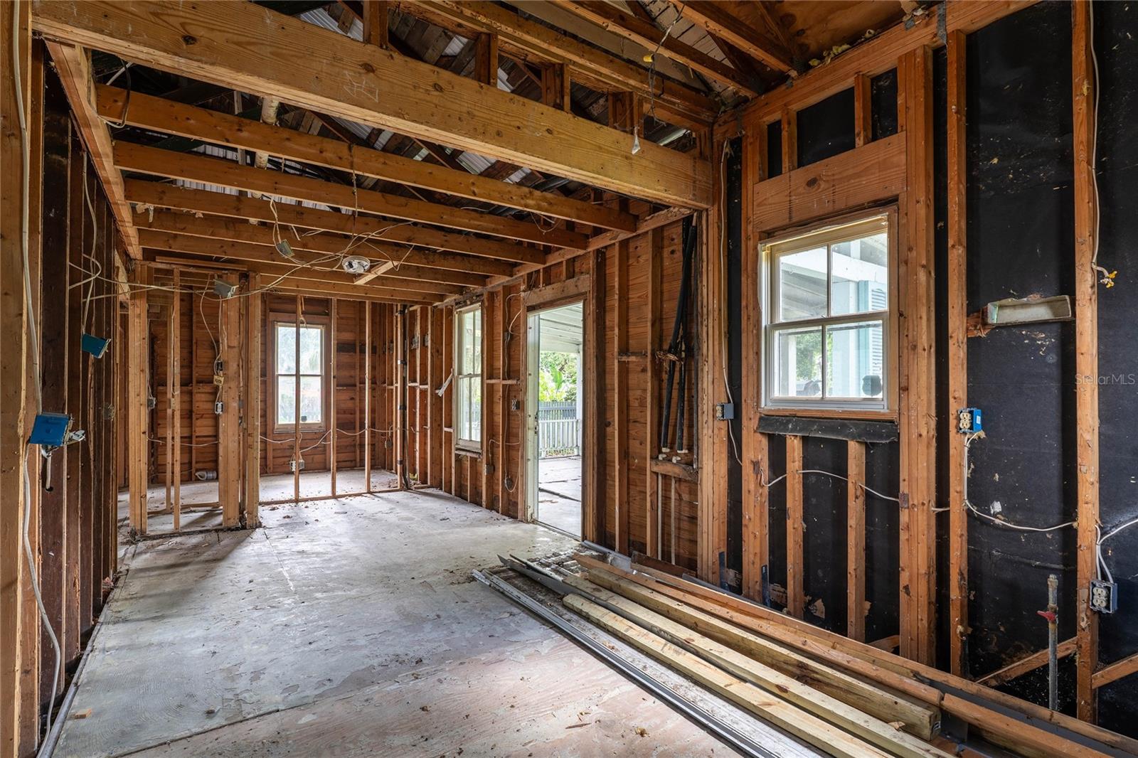 Image 15 of 25 For 2301 Central Avenue