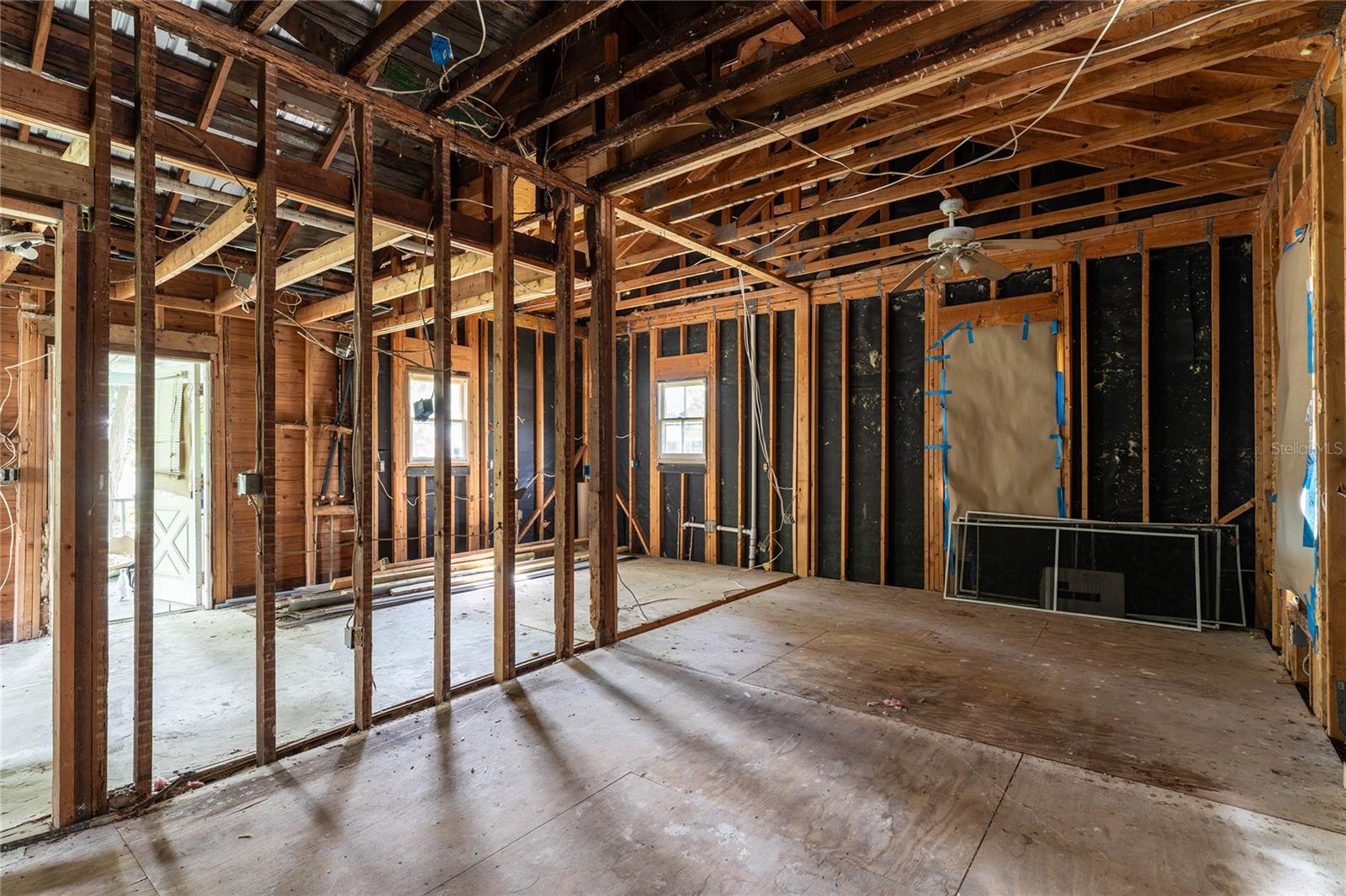 Image 18 of 25 For 2301 Central Avenue