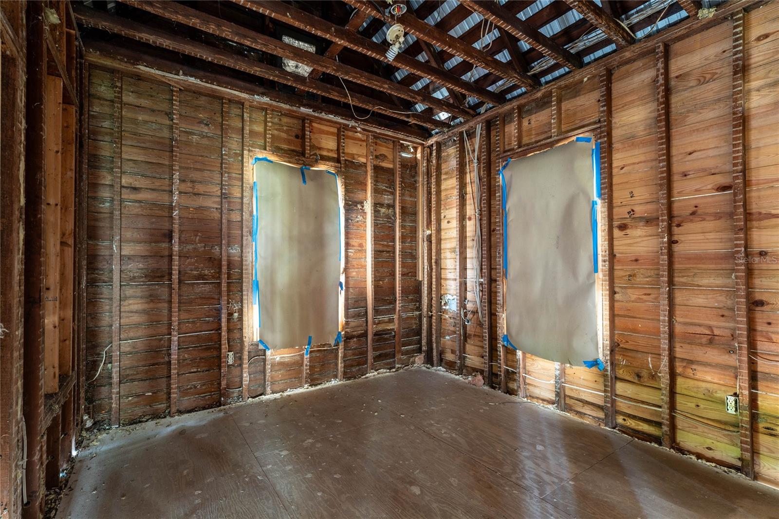 Image 22 of 25 For 2301 Central Avenue