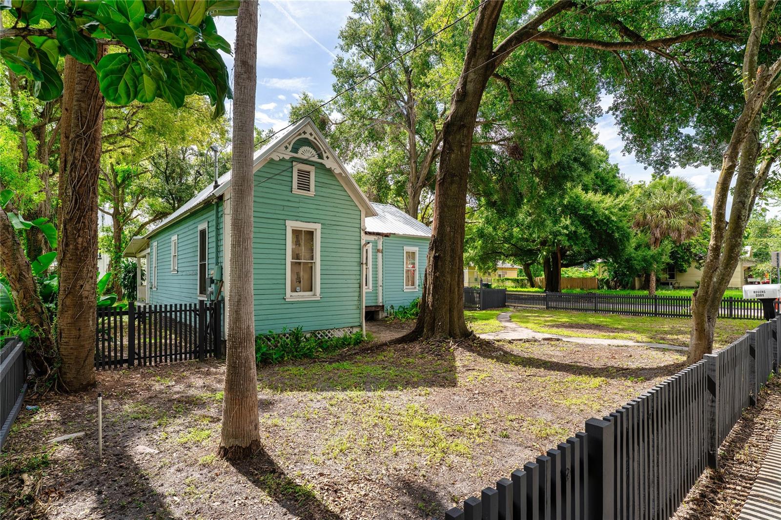 Image 6 of 25 For 2301 Central Avenue