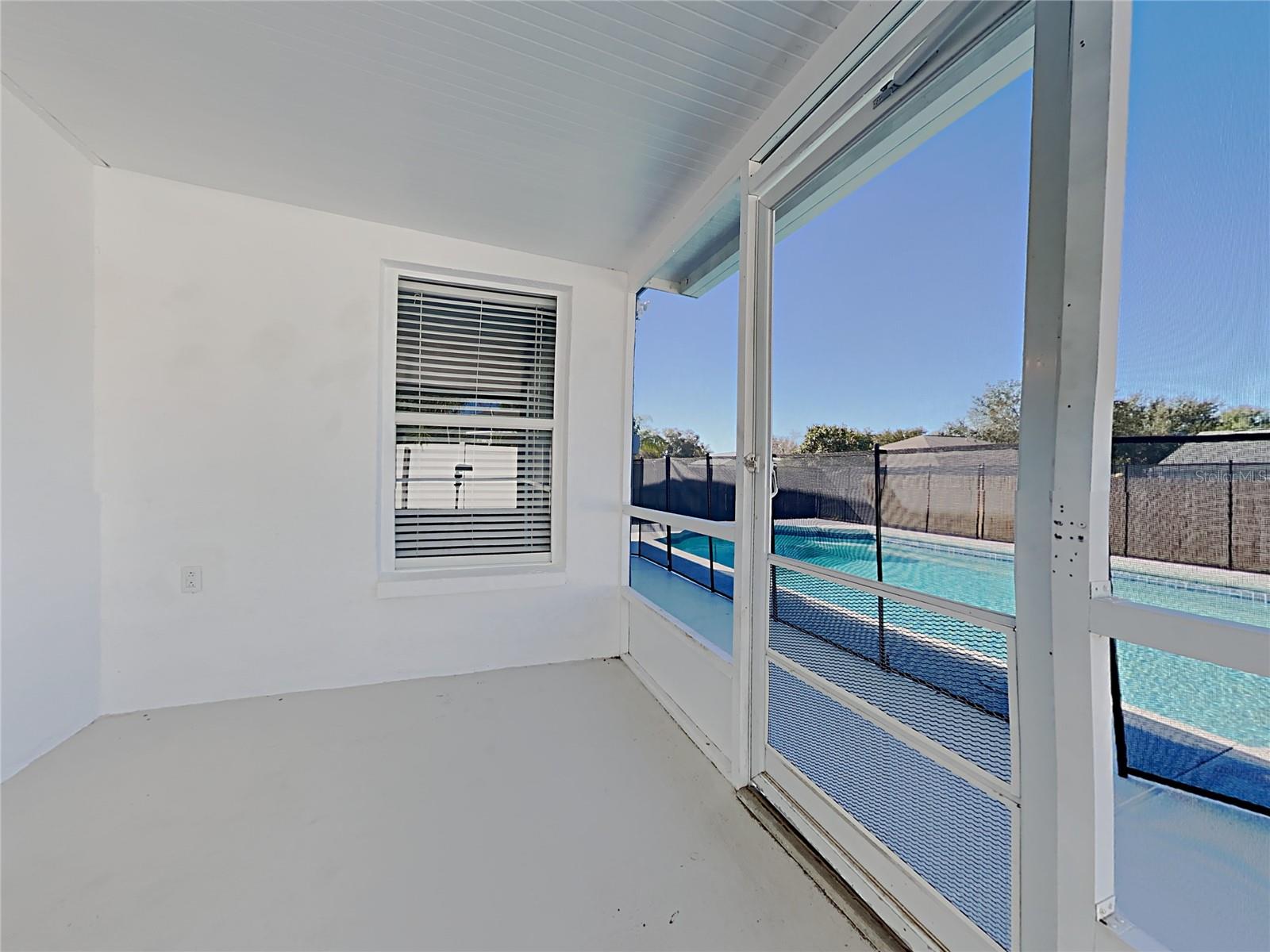 Image 16 of 17 For 10533 Juliano Drive
