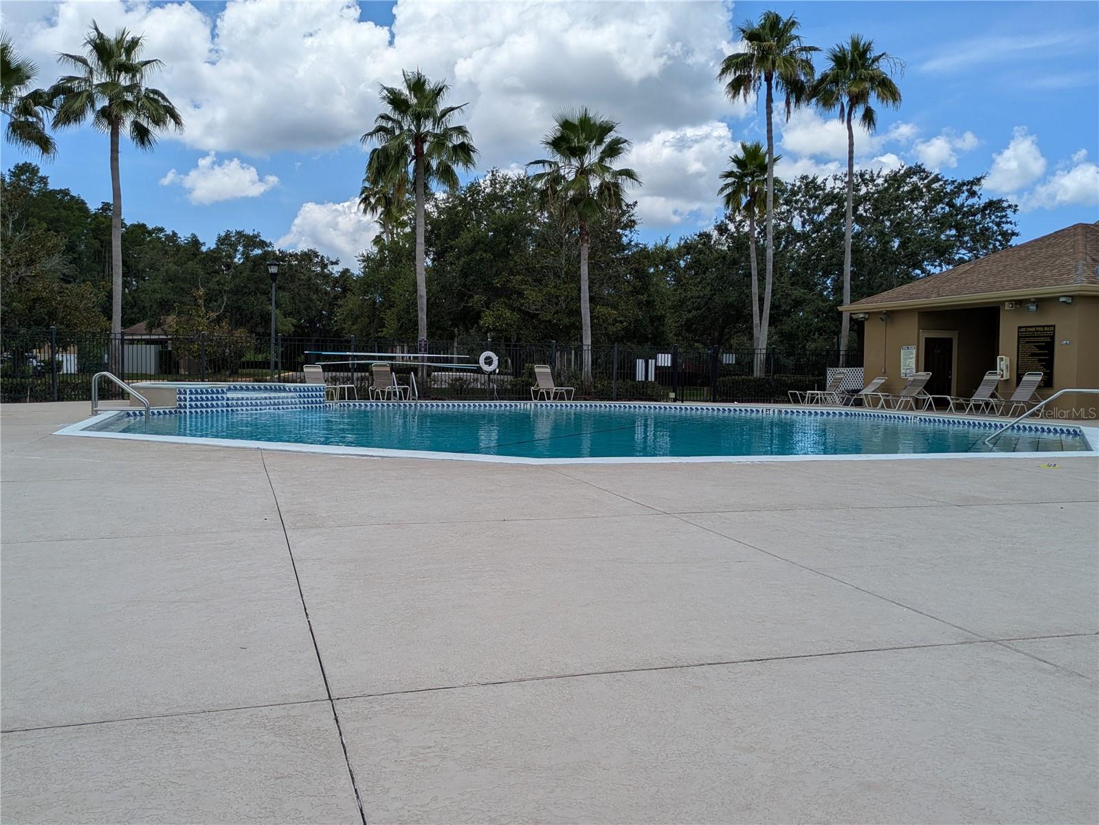 Image 3 of 15 For 9548 Lake Chase Island Way