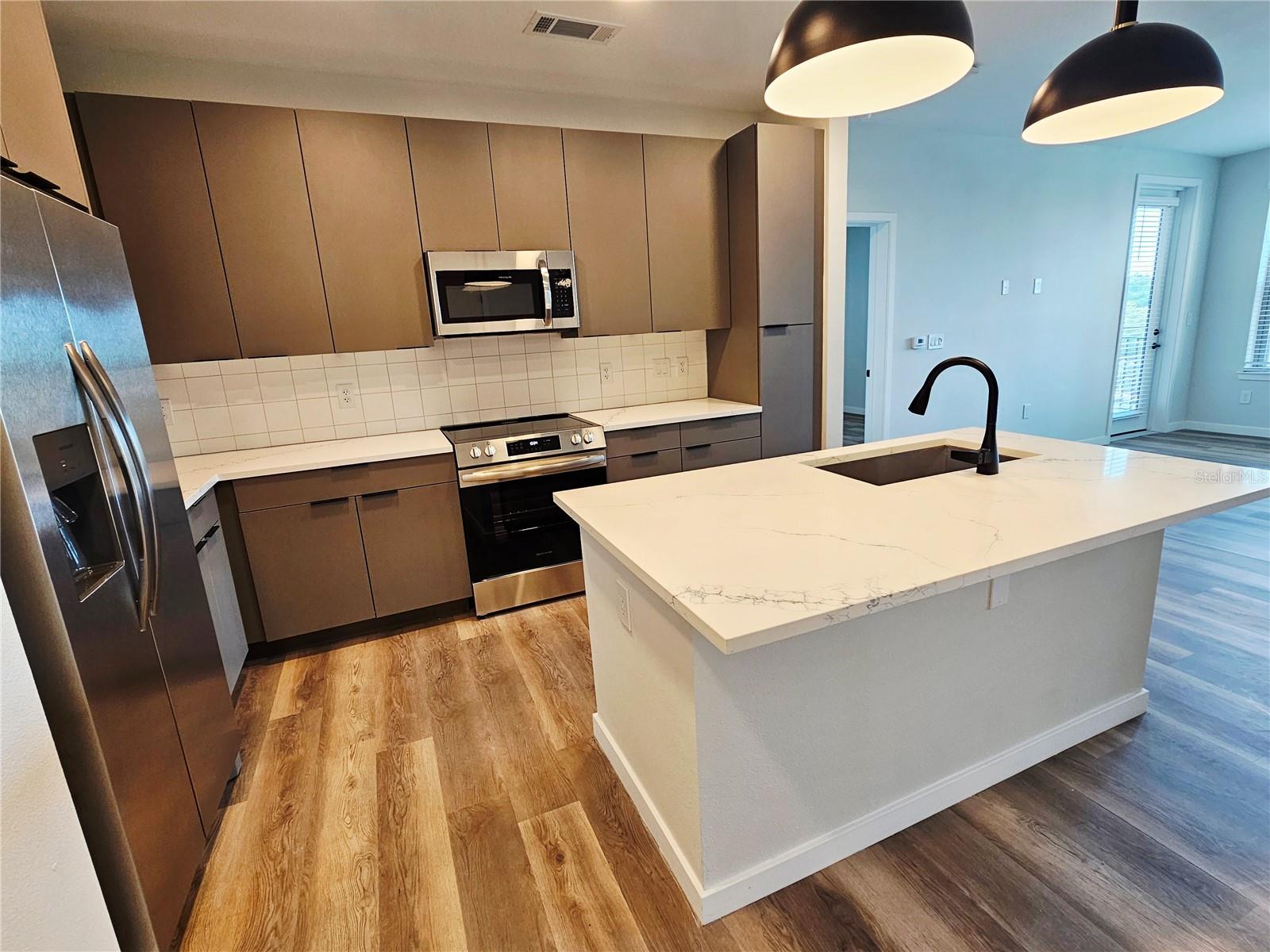 Image 2 of 14 For 10215 Estuary Lakes Drive 120
