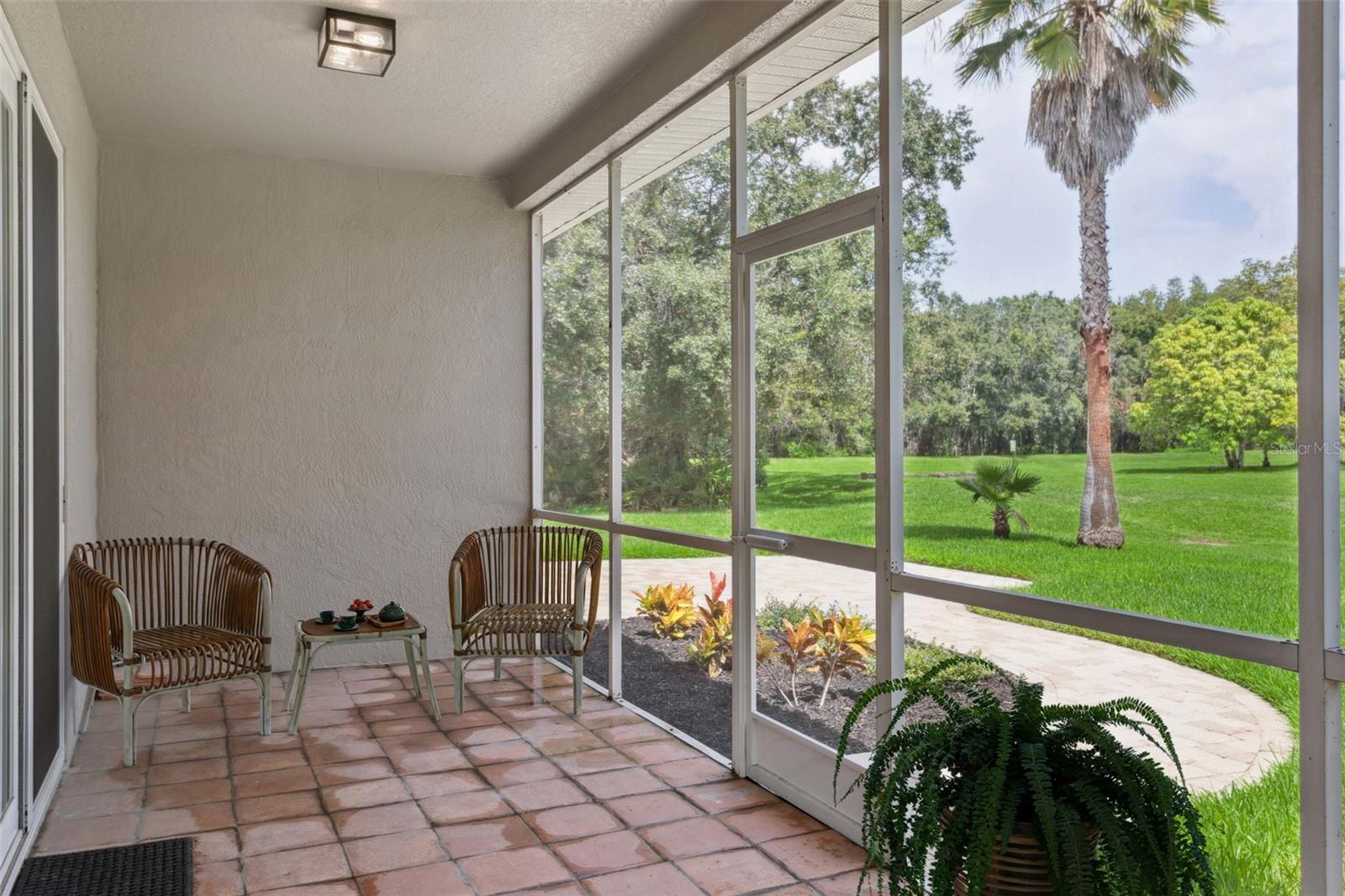 Listing photo id 28 for 4735 Dunnie Drive