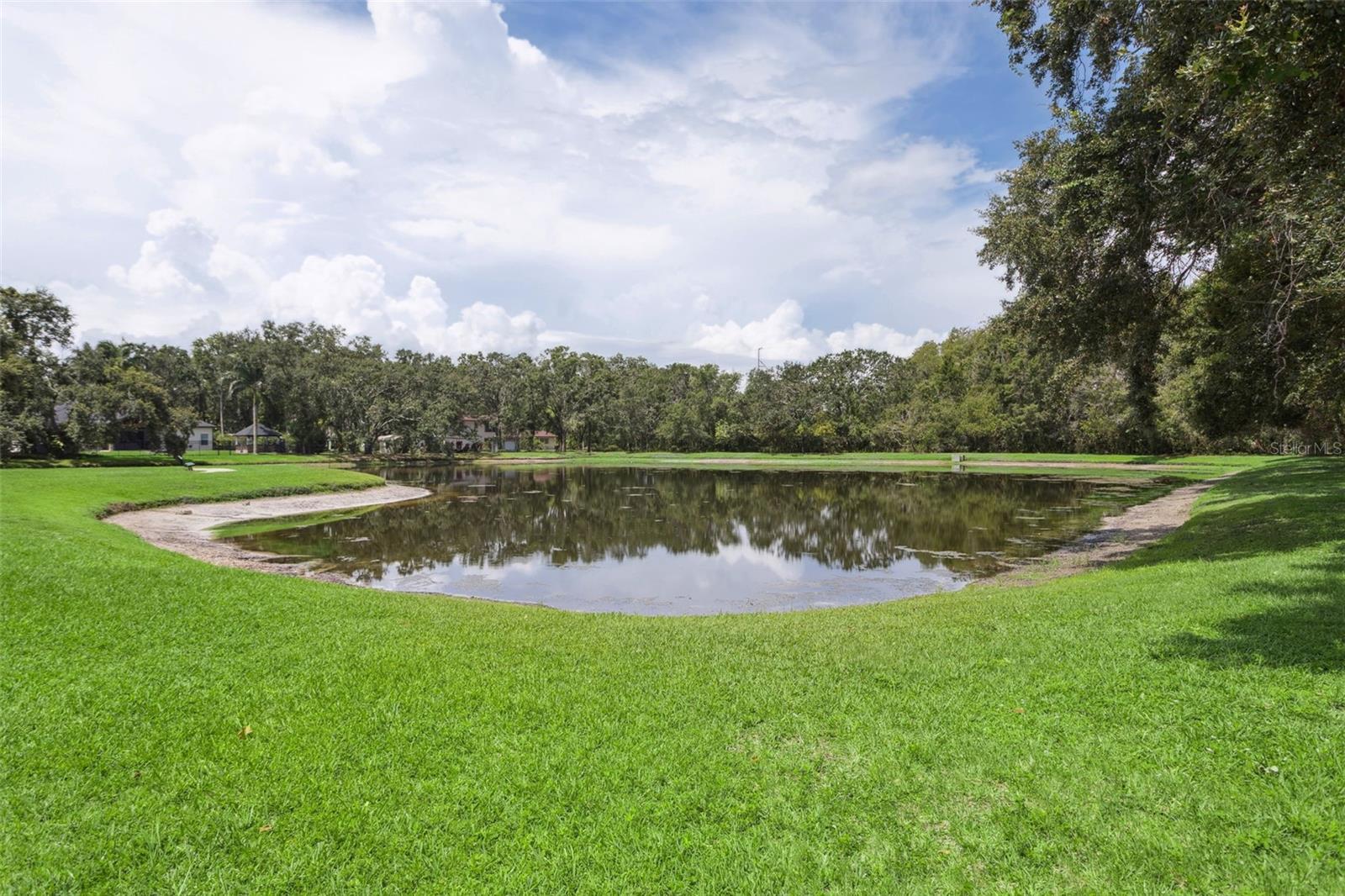 Listing photo id 32 for 4735 Dunnie Drive