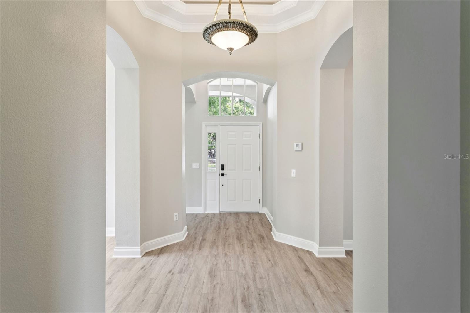 Listing photo id 4 for 4735 Dunnie Drive