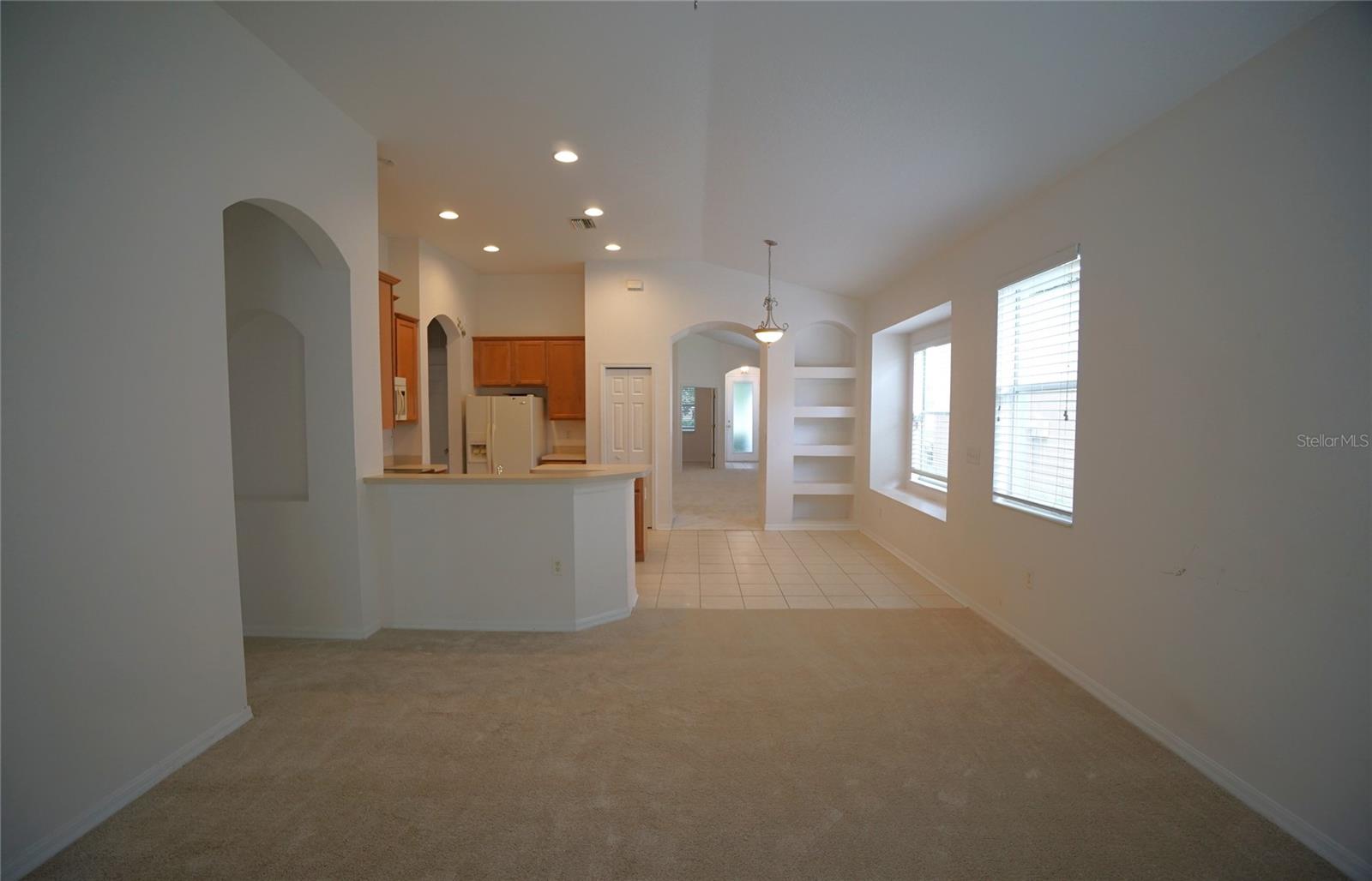 Image 2 of 20 For 1112 Nashville Drive