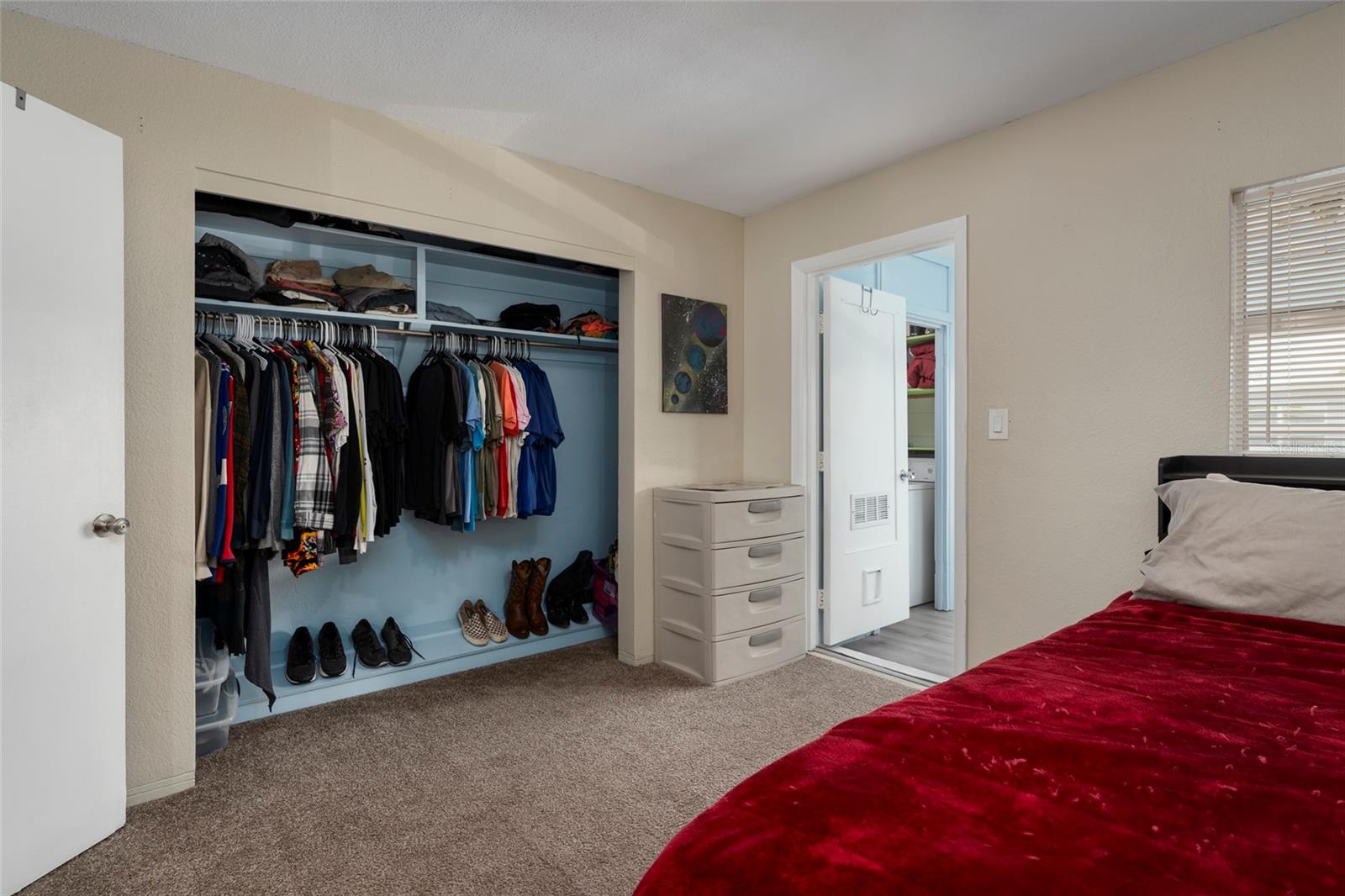 Image 13 of 16 For 5912 5th Avenue N E9