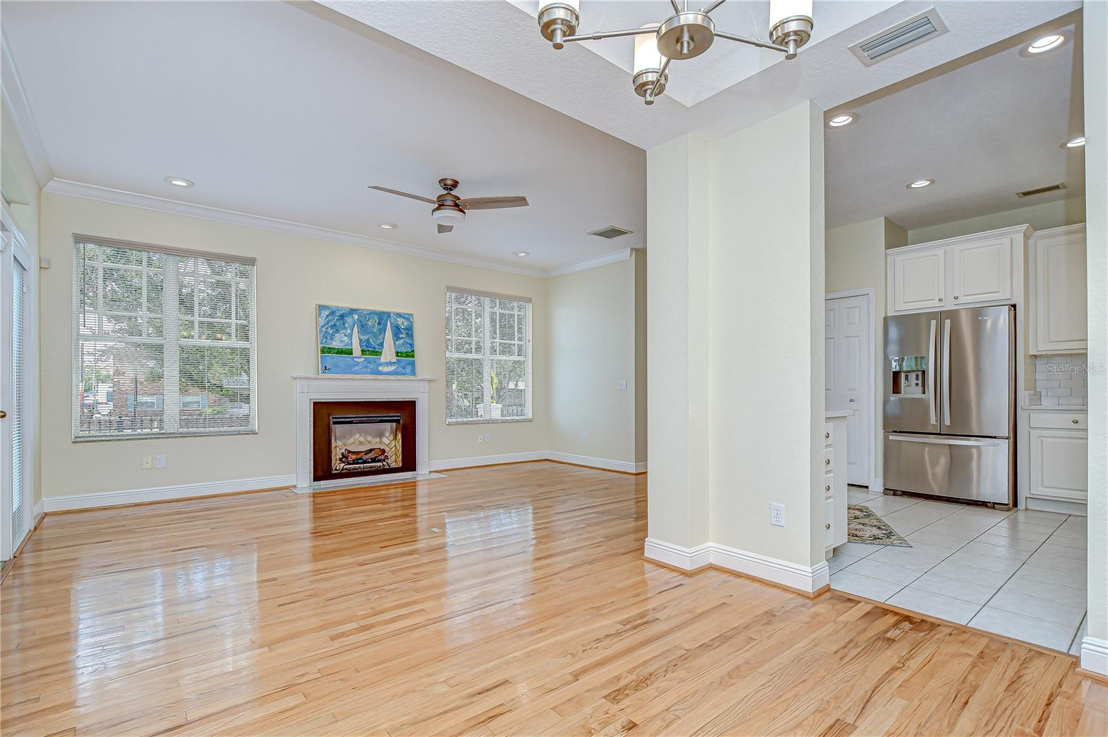 Image 19 of 56 For 113 Bosphorous Avenue 5