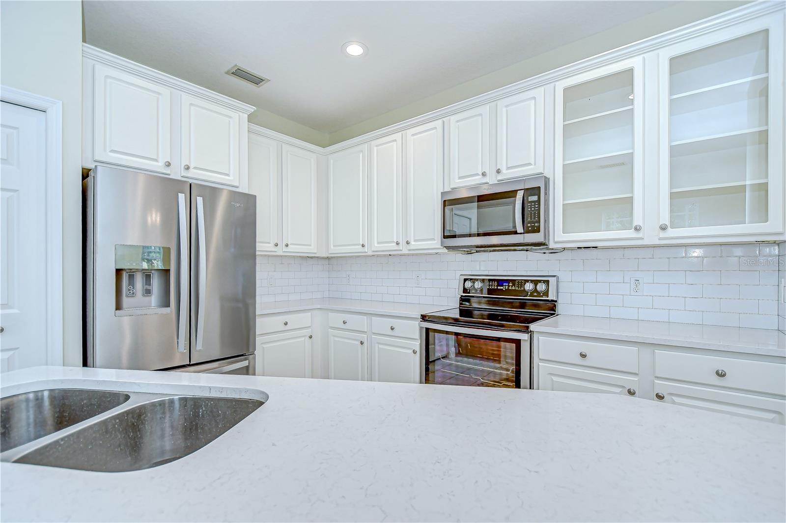 Image 9 of 56 For 113 Bosphorous Avenue 5
