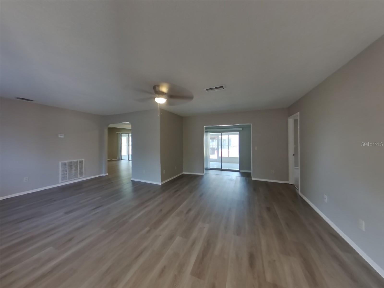 Image 3 of 17 For 202 Valley Drive