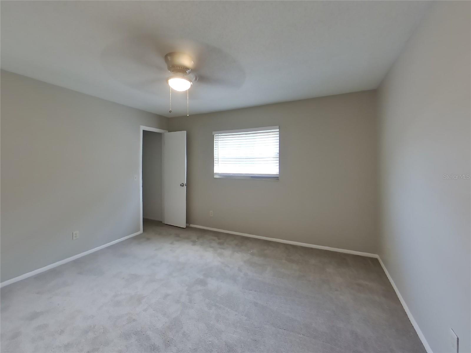 Image 6 of 17 For 202 Valley Drive