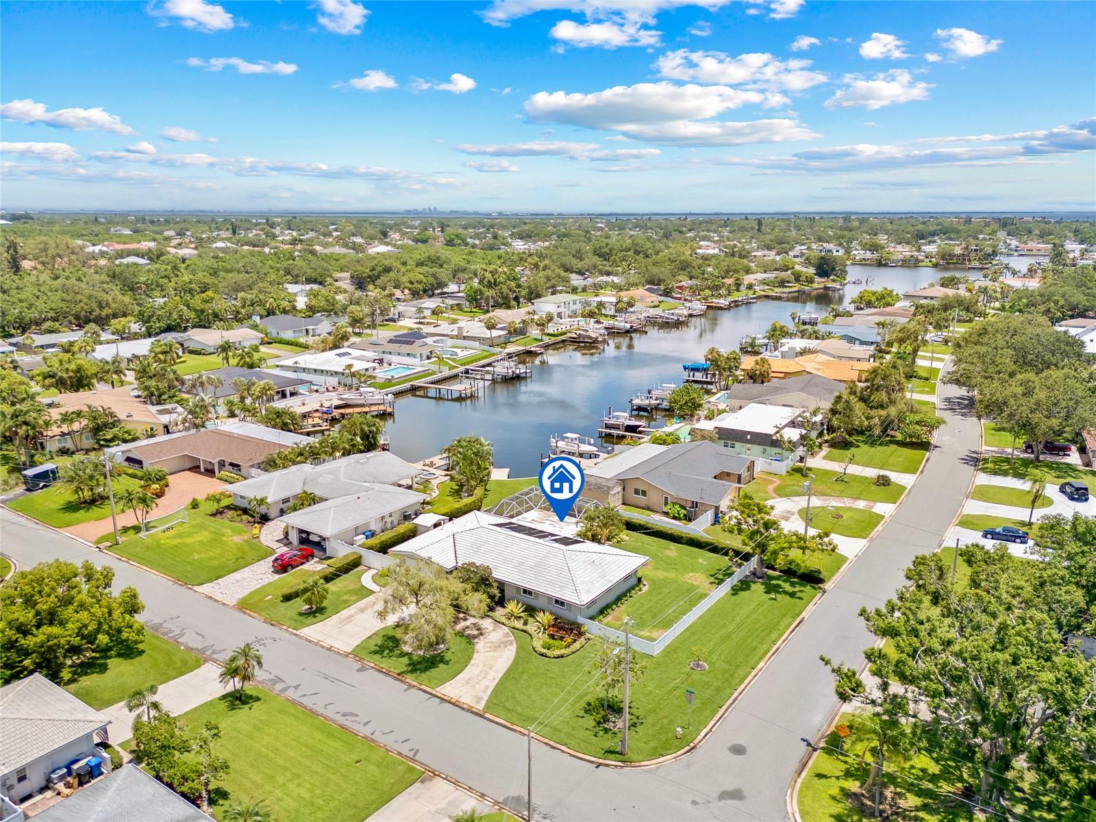 Details for 4201 10th Street Ne, ST PETERSBURG, FL 33703