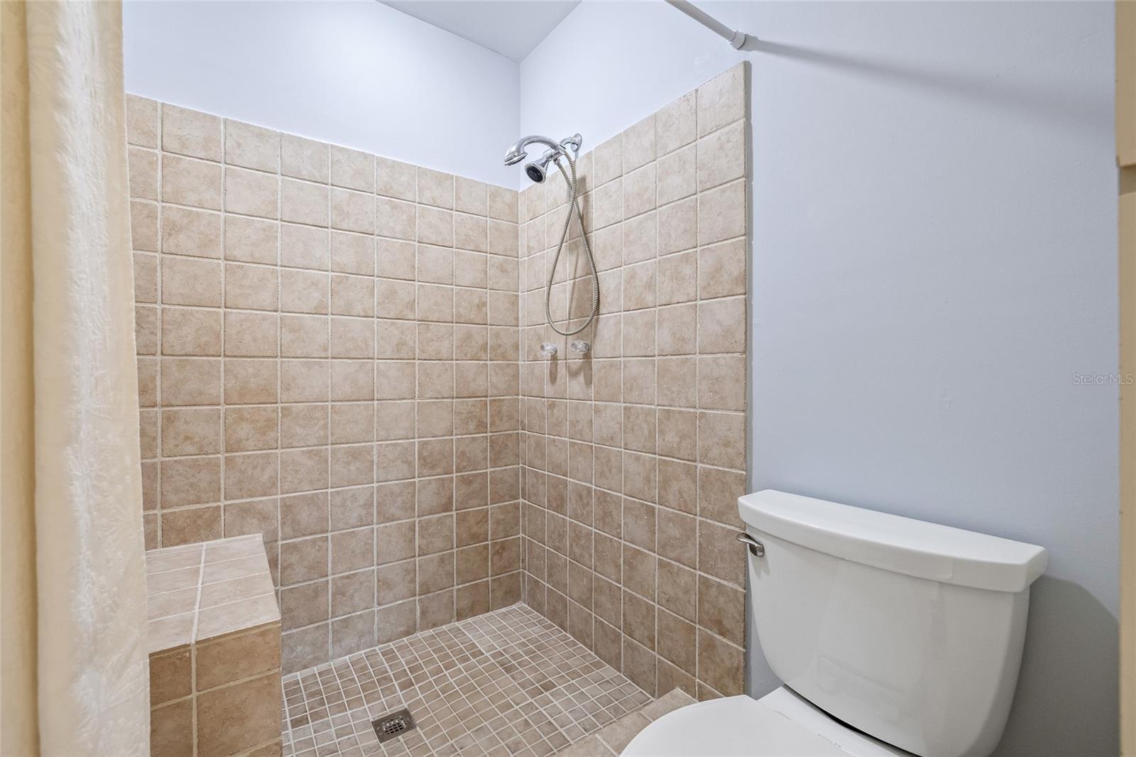 Image 29 of 61 For 4201 10th Street Ne